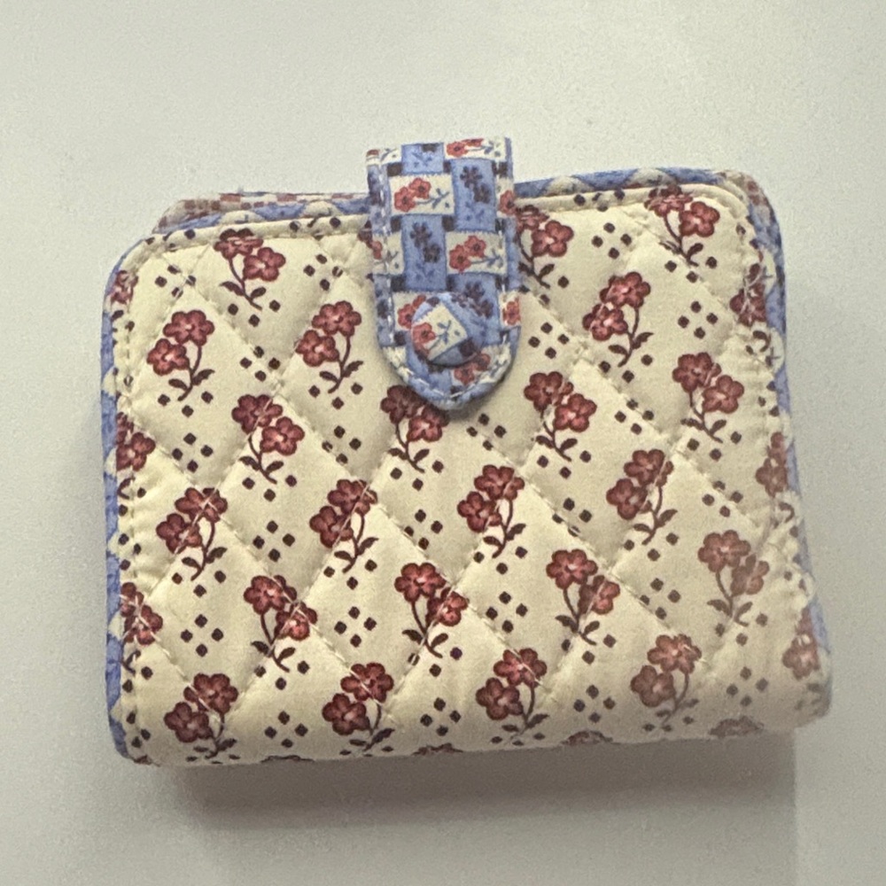 Vera Bradley floral wallet